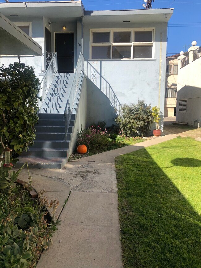 Building Photo - 417-419 E Palm Ave