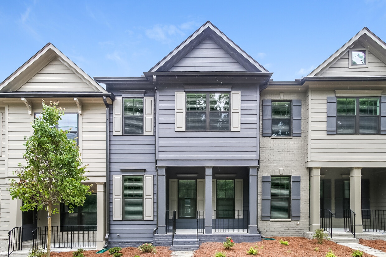 592 Elliston Pl, Ball Ground, GA House Rental in Ball Ground, GA