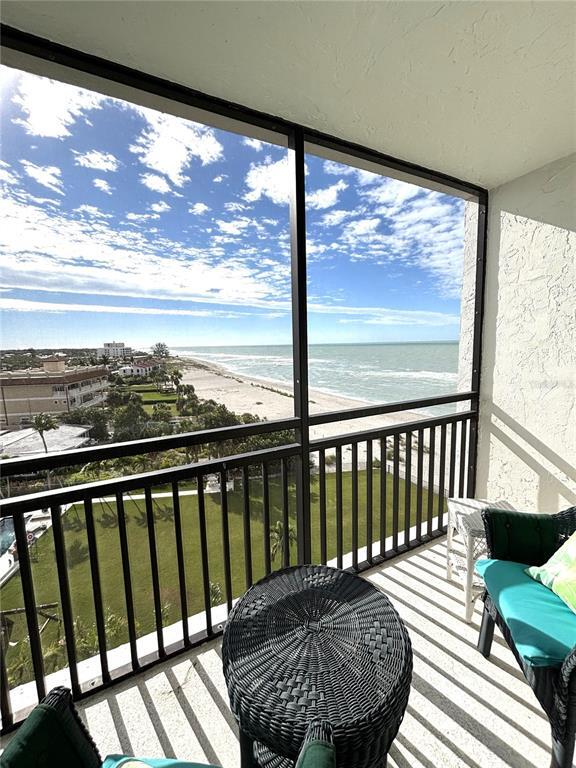 Building Photo - 631 Alhambra Rd