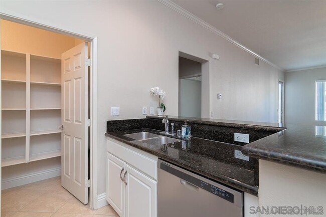 Foto del edificio - 12368 Carmel Country Rd
