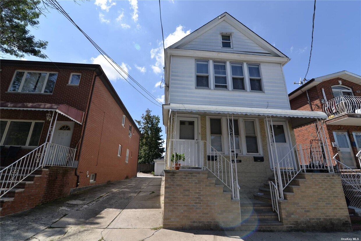 Primary Photo - 43-66-66 160th St