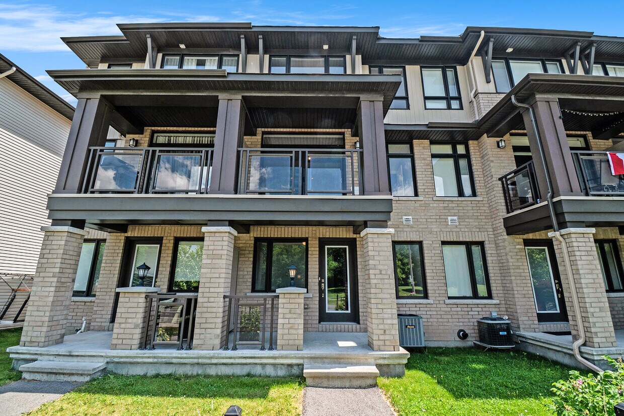 Primary Photo - 168 Wild Senna Way