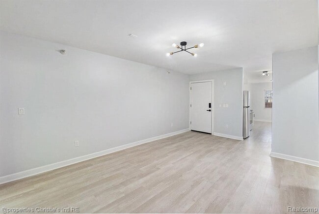 Building Photo - 4434 Trumbull