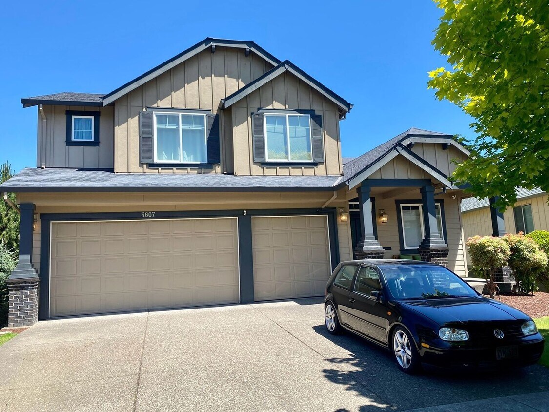 Primary Photo - 4 Bedroom Single Family Home in Forest Grove