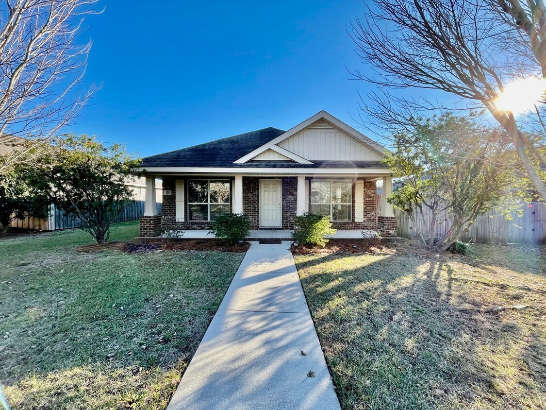 309 Bloomsbury Ave, Fairhope, AL 36532 House Rental in Fairhope, AL