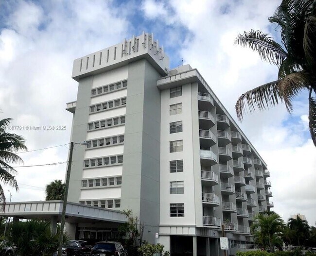 Foto del edificio - 16710 NE 9th Ave