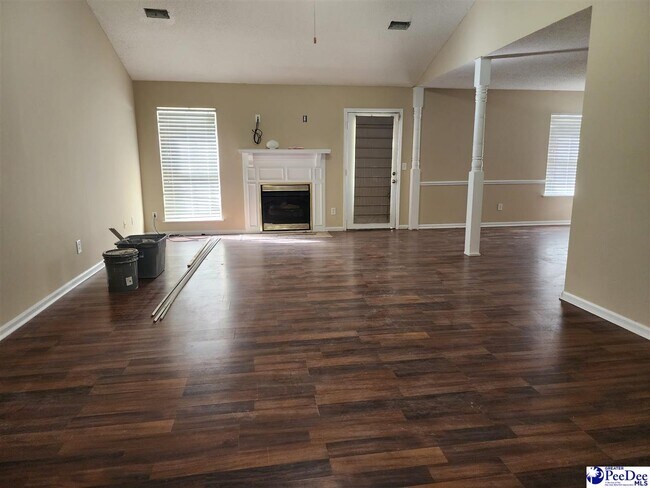 Foto del edificio - 2713 Winterbrook Dr