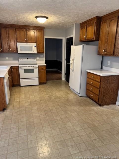 Building Photo - 5340 Miranda Dr