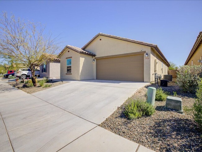 Foto del edificio - UPCOMING RENTAL APPROX AVAIL FOR JULY MOVE...