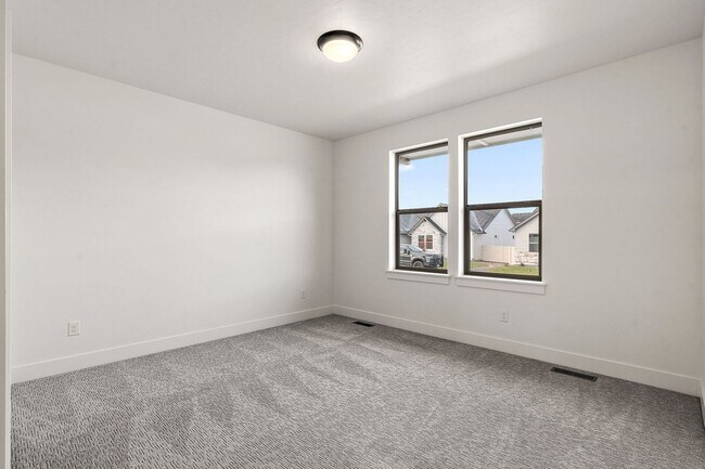 Foto del edificio - 1806 N Black Elm Ln