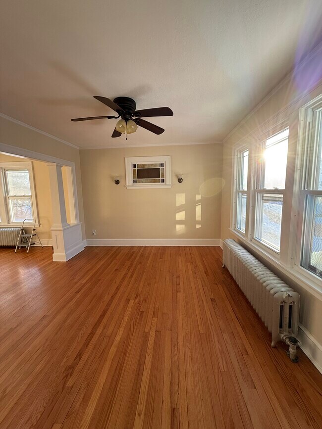 Foto del edificio - 18 Roger St