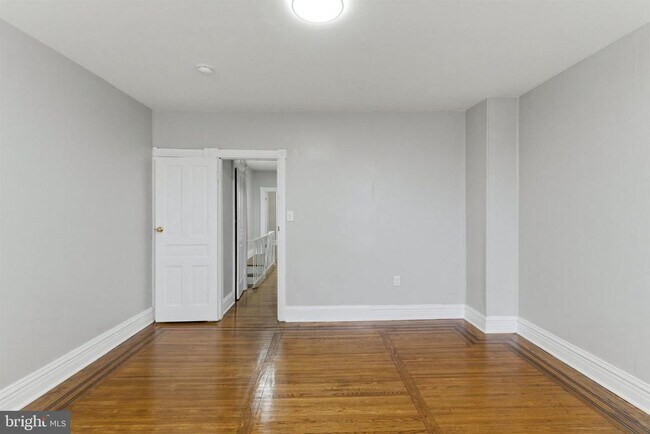 Foto del edificio - 5213 Harlan St