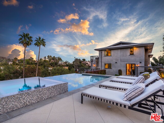 Foto principal - 6201 Rodgerton Dr