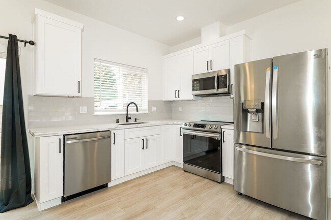 Foto del edificio - 12835 9th Ave SW