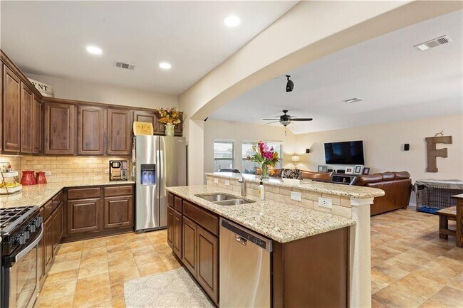 Foto del edificio - 3716 Anchor Bay Dr