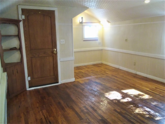 Foto del edificio - 1404 S Jefferson St