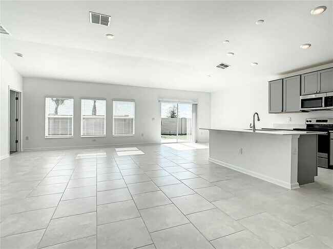Foto del edificio - 2330 Burney Fls Ln