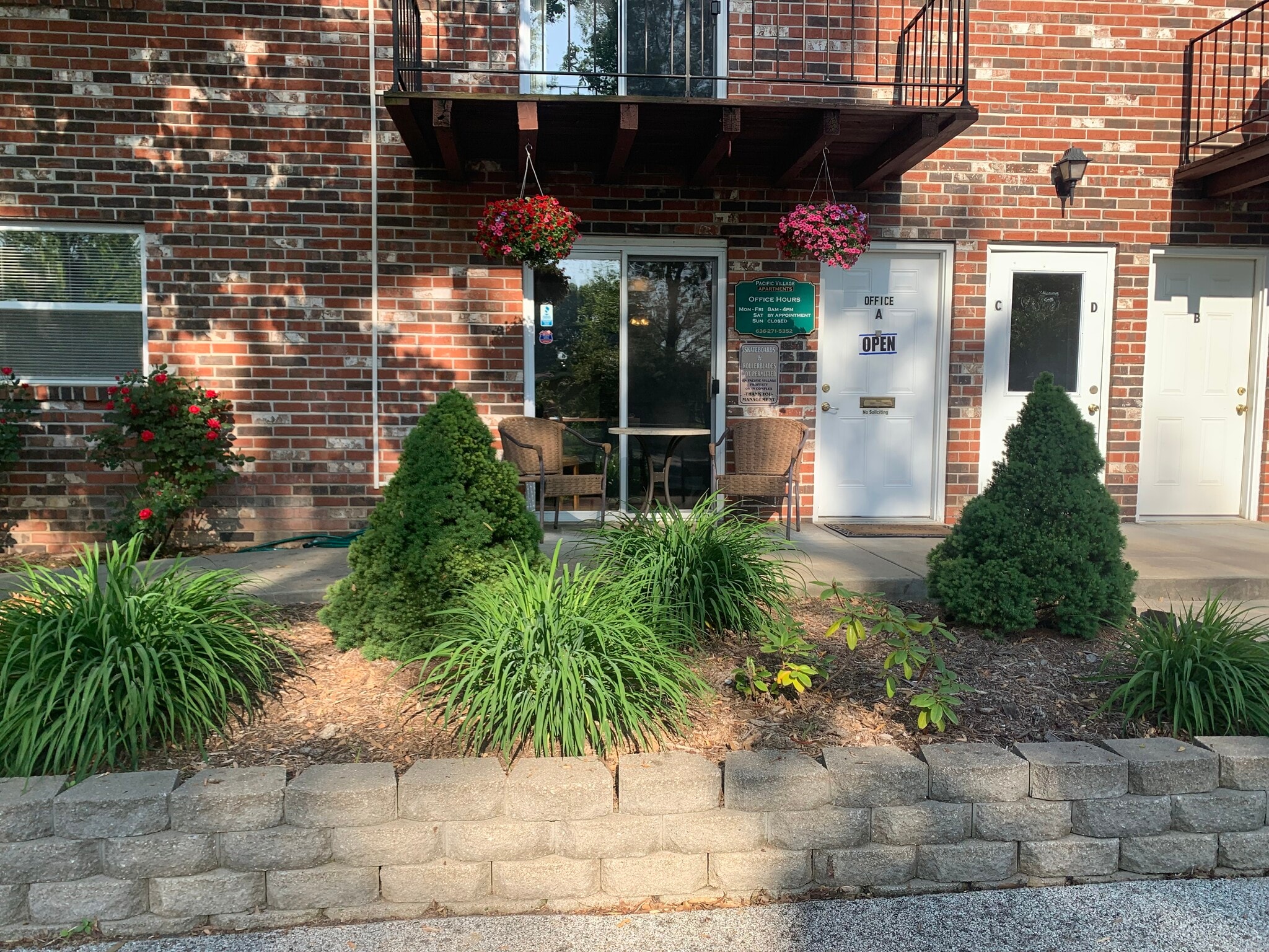 Pacific Village Apartments - 1517 W Pacific St Pacific, MO 63069 ...