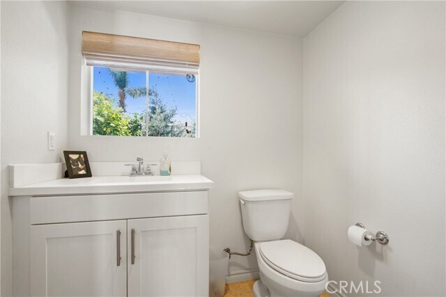 Foto del edificio - 599 Seabright Cir