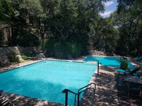 Waters at Barton Creek Apartments photo'