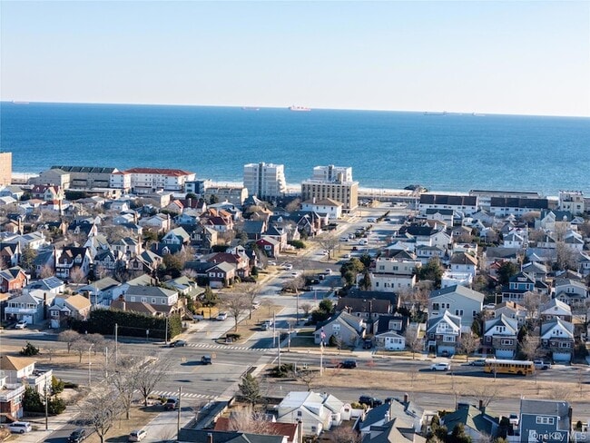 Photo - 535 W Hudson St House