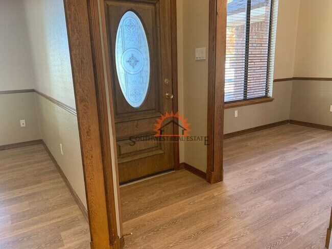 Building Photo - Coming soon!! Beautiful family home!