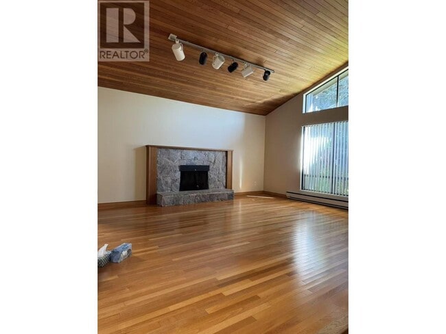 Building Photo - 6551 Dunsany Pl