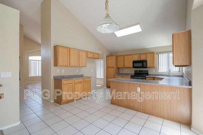Foto del edificio - 13359 W Ironwood St