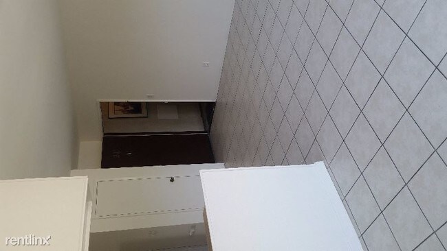 Foto del edificio - 13227 Vanowen St
