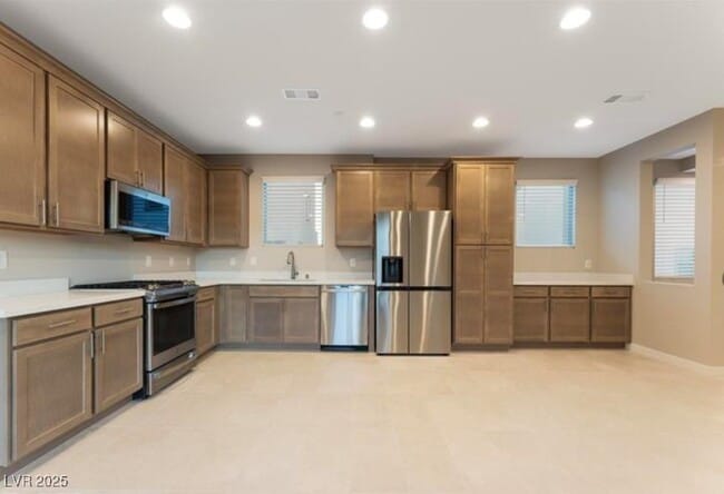 Building Photo - 660 Clowder Spring Way