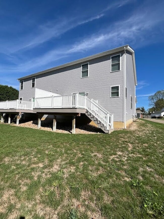 Building Photo - 149 Southpark Dr