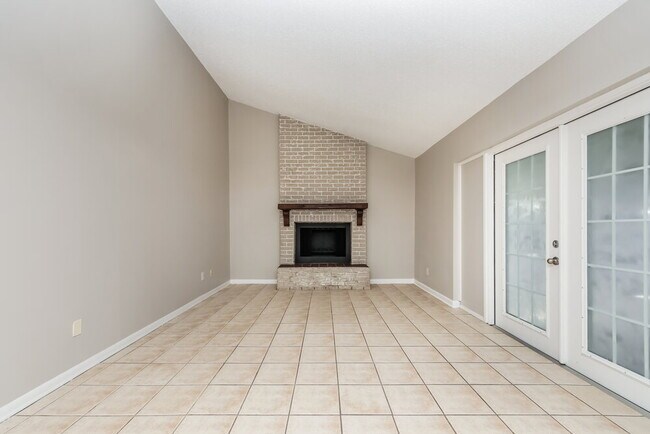 Building Photo - 16536 Forestlake Dr