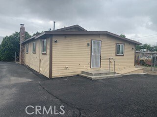 Primary Photo - 1564 S Mountain View Ave