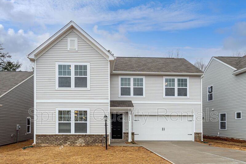 556 Freeport Ct, WinstonSalem, NC 27127 House for Rent in Winston