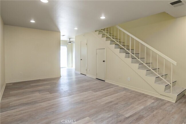 Foto del edificio - 19216 Hamlin St