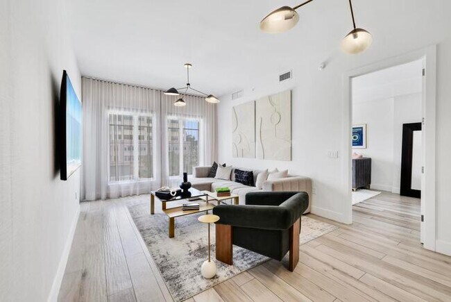 Foto del edificio - 155 E Boca Raton Rd