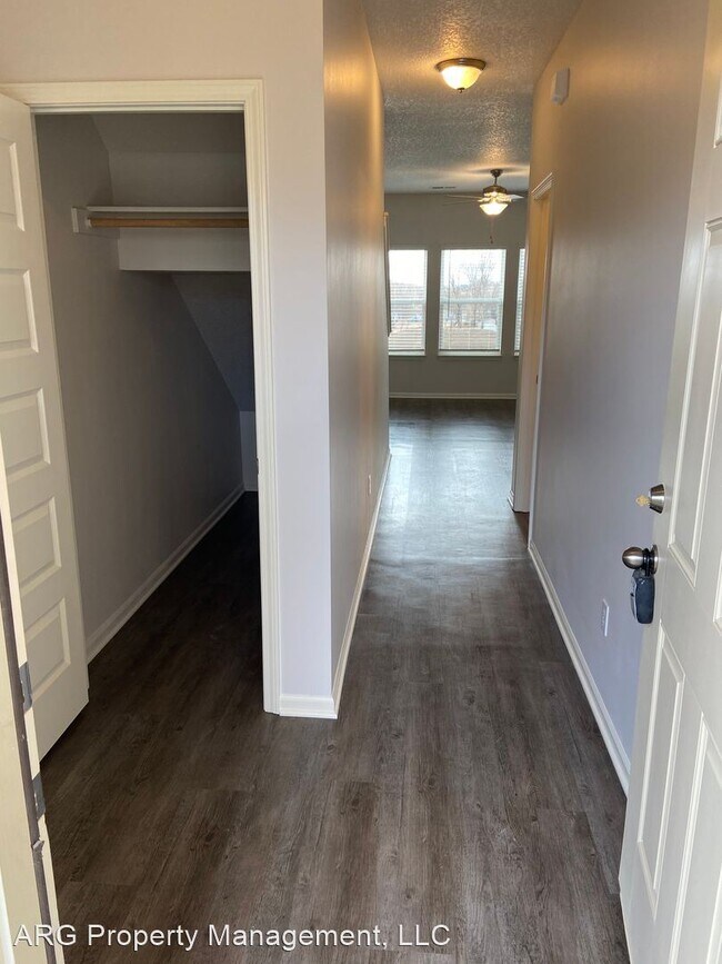 Building Photo - 3 br, 2.5 bath House - 21365 215th Terrace