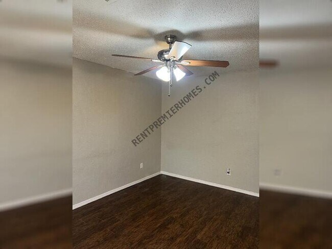 Foto del edificio - 324 NW 87th St