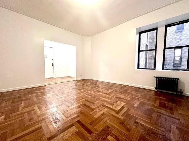 Building Photo - 1 bedroom in NEW YORK NY 10033
