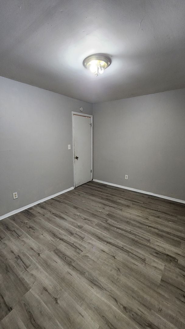 Foto del edificio - Holmes1644