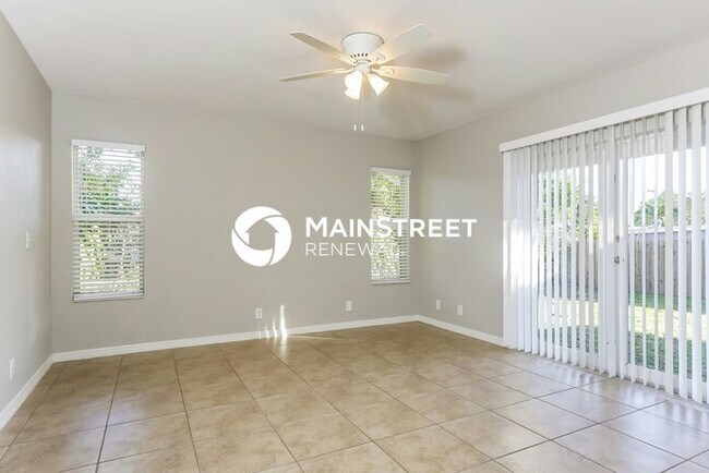 Building Photo - 3 Bedroom Pet-Friendly Home in Hollywood, ...