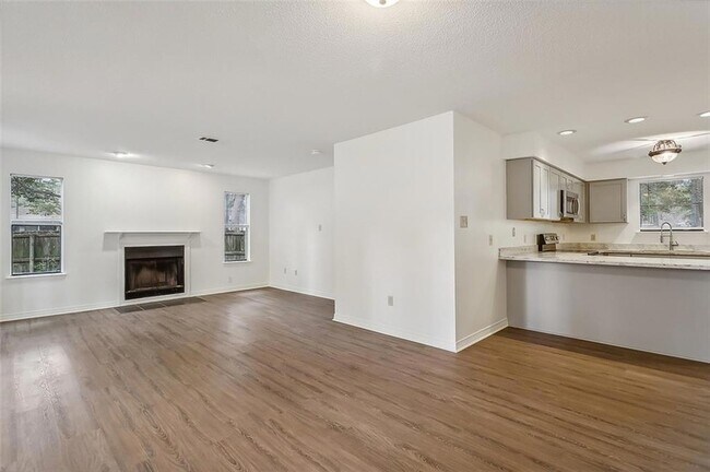 Foto del edificio - 309 Teal Ct