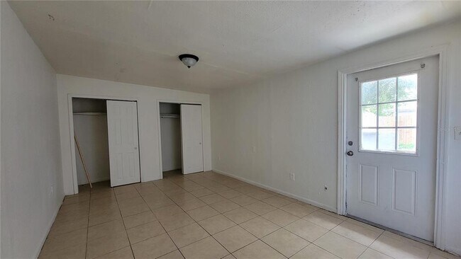 Foto del edificio - 1336 Warrington Wy