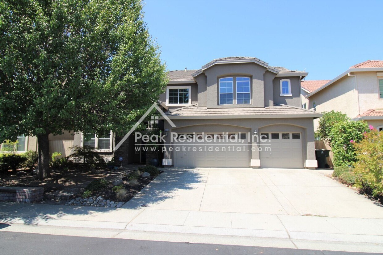Primary Photo - 5 br, 3.5 bath House - 6146 Frost Ridge Way