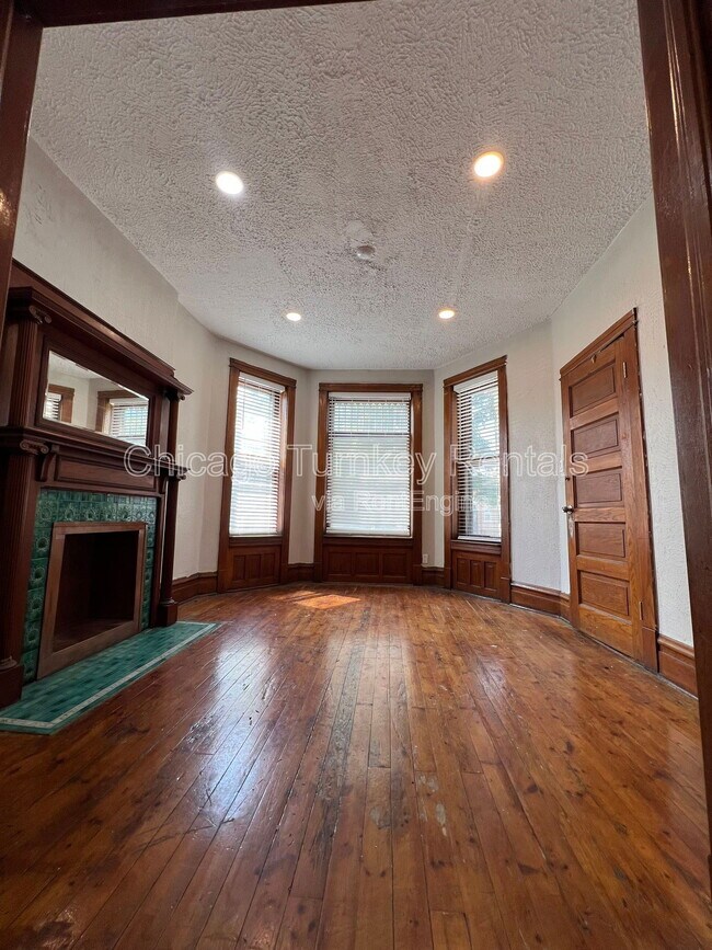 Foto del edificio - 2320 W 23rd St