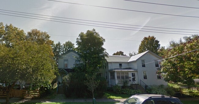Building Photo - 509 Cascadilla St