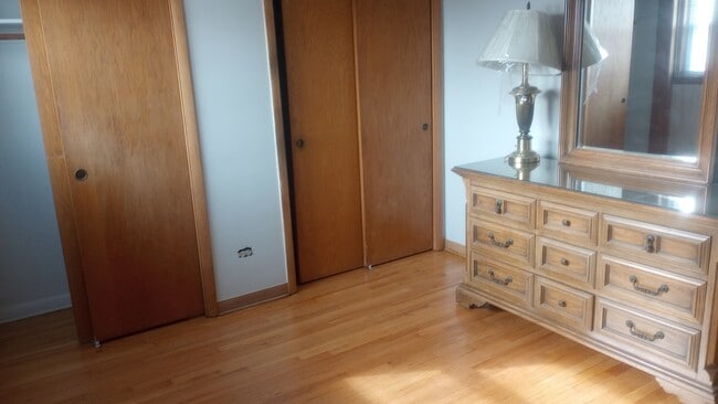 Foto del edificio - 4525 W Marquette Rd
