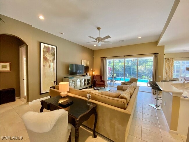 Building Photo - 15590 Vallecas Ln