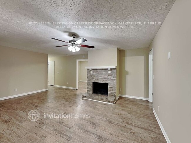 Building Photo - 4433 Wallace Cir SW