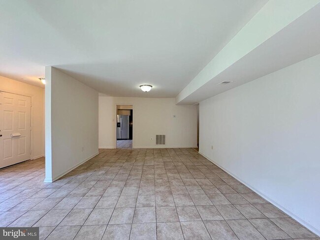 Foto del edificio - 4675 Logsdon Dr